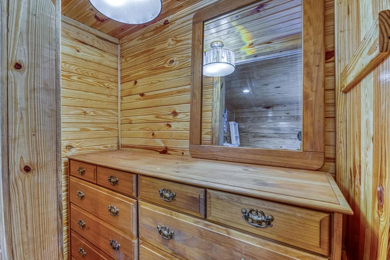 The Gemini-A Dreamy, Waterfront Tiny Cabin Rogersville Buitenkant foto
