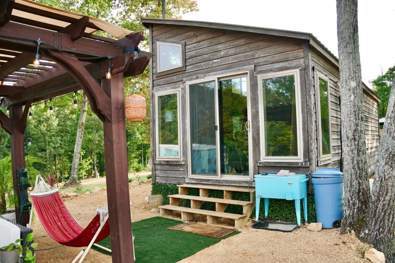 The Gemini-A Dreamy, Waterfront Tiny Cabin Rogersville Buitenkant foto